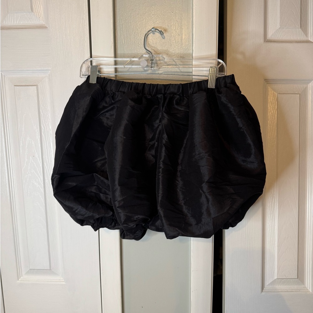 Black Bubble Skirt NWOT